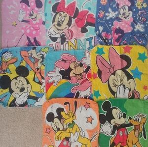 Mickey Mouse & Minnie Mouse Disney Nagic Towels